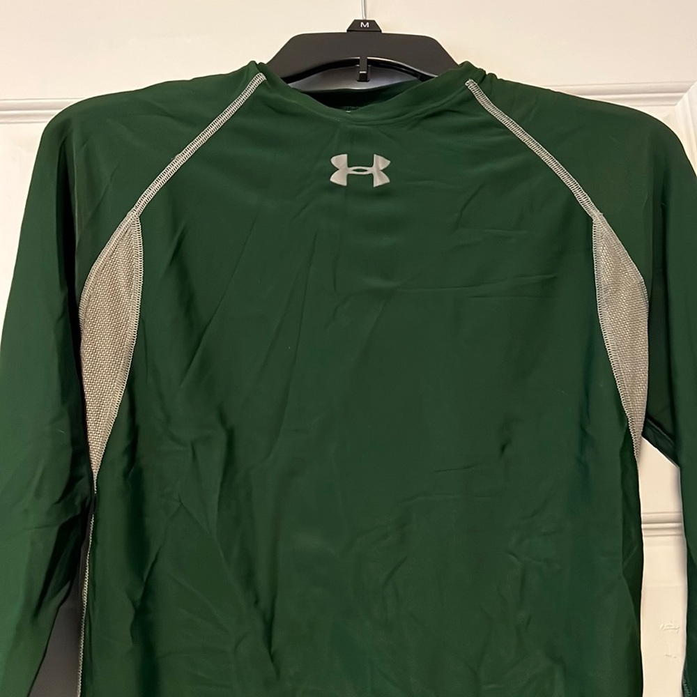Green sports top